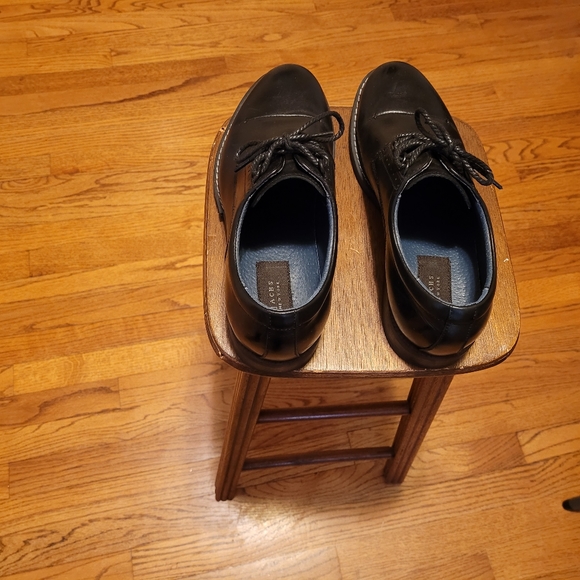 Men's black 9.5 dress shoes - Picture 2 of 3